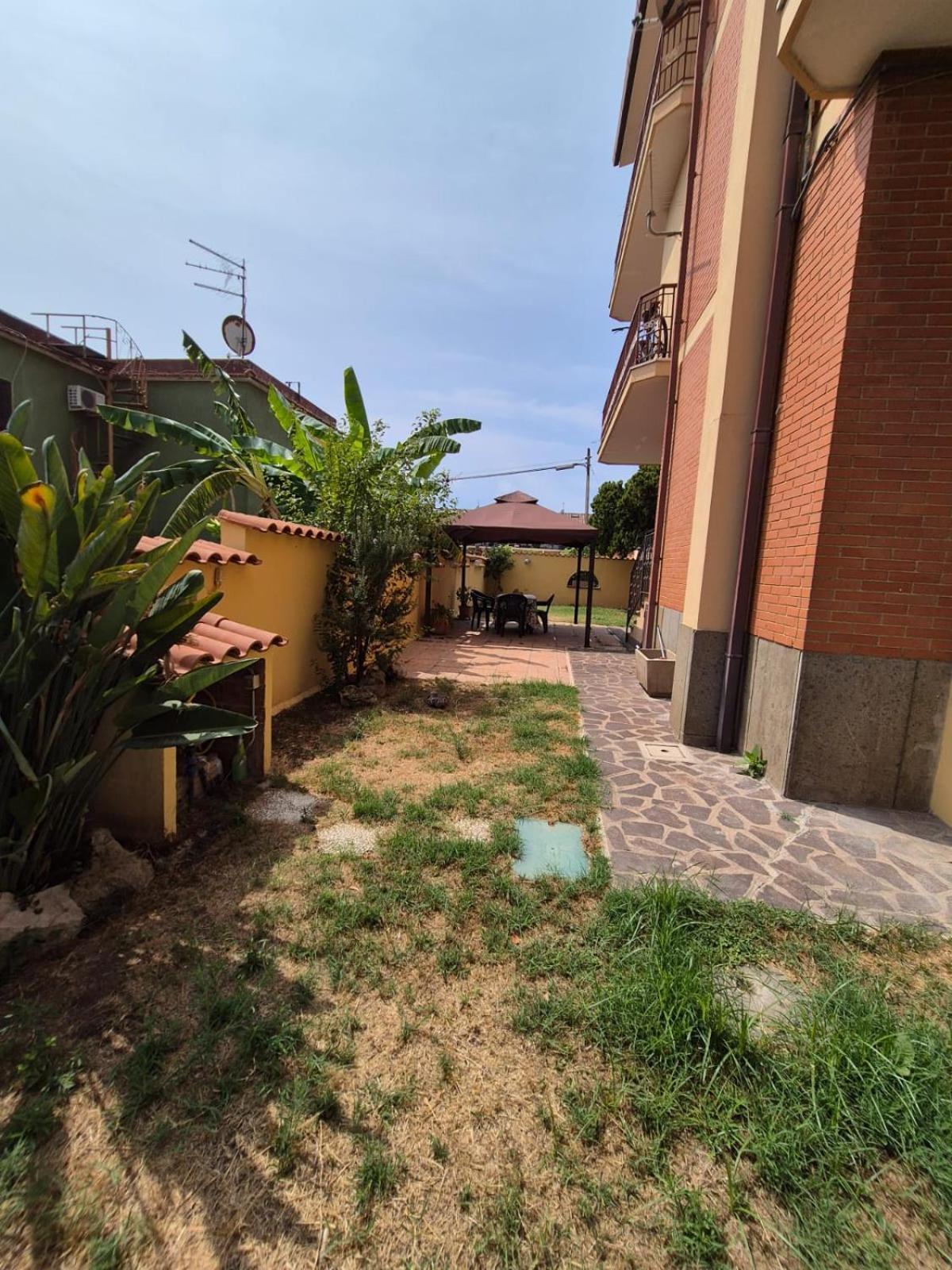 Madi House Apartment Fiumicino Exterior photo